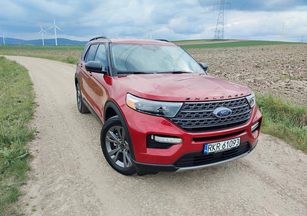 Ford Explorer cena 169000 przebieg: 80000, rok produkcji 2021 z Krosno małe 781